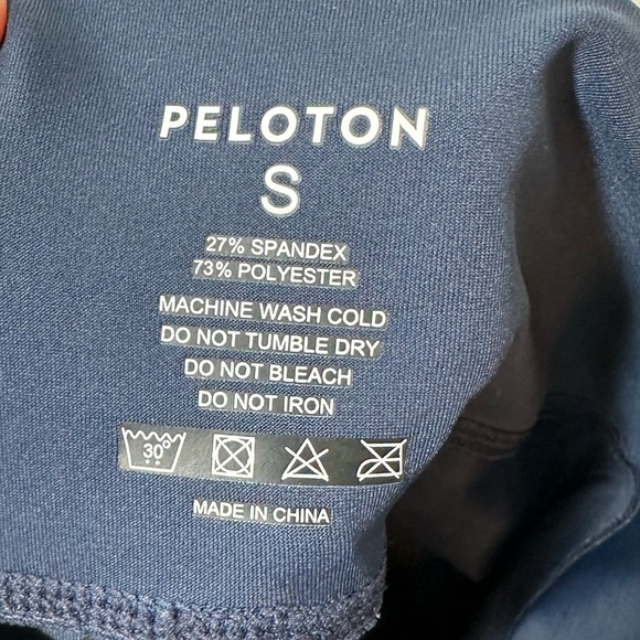PELOTON Navy Blue Scalloped Hem Leggings Small - Picture 5 of 5